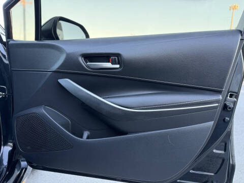 2020 Toyota Corolla Hatchback SE