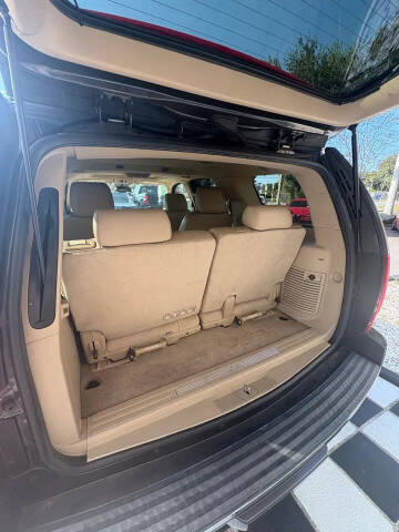 2011 Cadillac Escalade Luxury