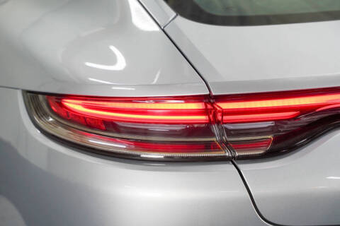 2022 Porsche Panamera Platinum Edition