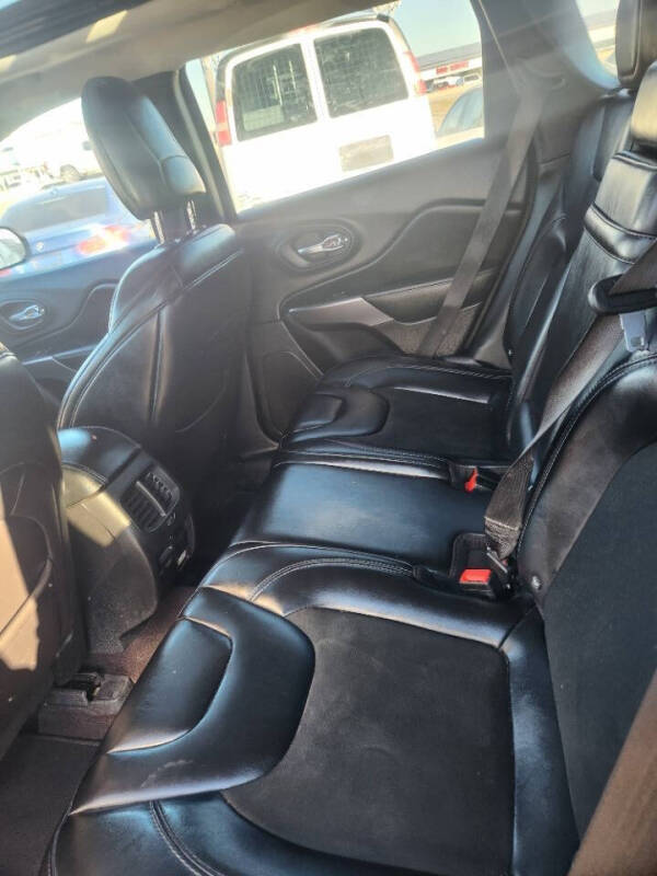 2019 Jeep Cherokee Altitude