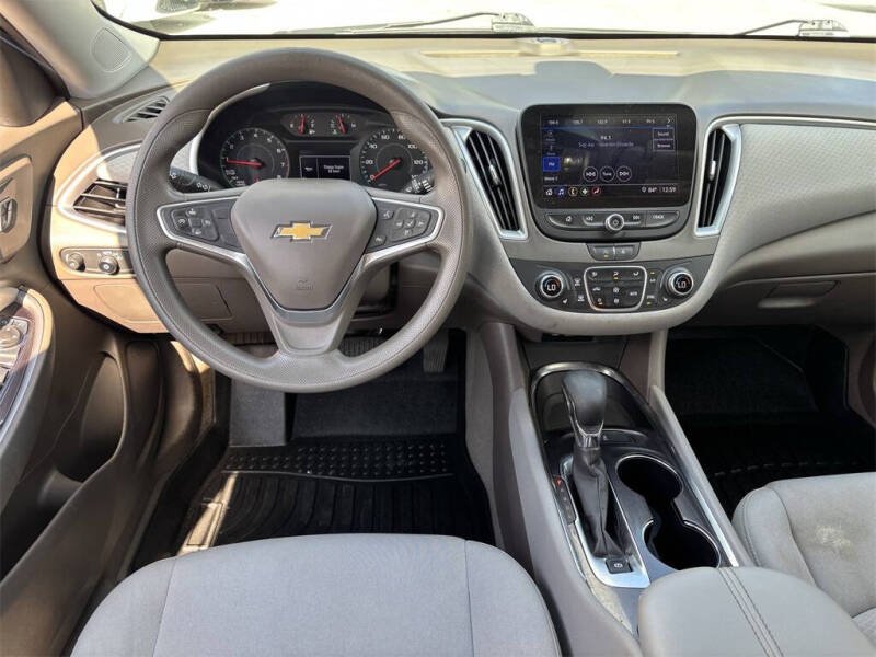 2022 Chevrolet Malibu LT