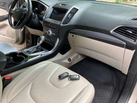 2017 Ford Edge Titanium