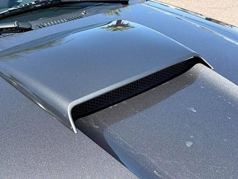 2004 Ford Mustang GT Deluxe