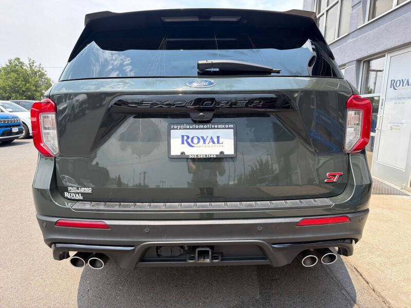 2022 Ford Explorer ST