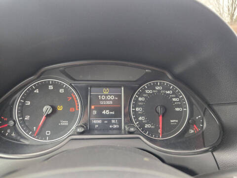 2011 Audi Q5 3.2 quattro Premium Plus