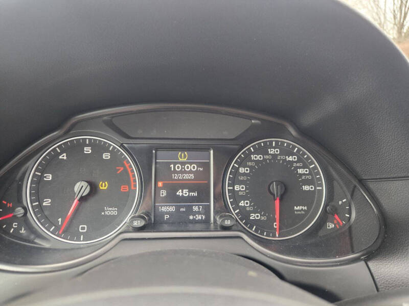 2011 Audi Q5 3.2 quattro Premium Plus