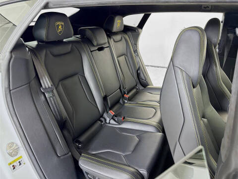 2020 Lamborghini Urus