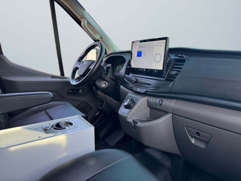 2023 Ford E-Transit