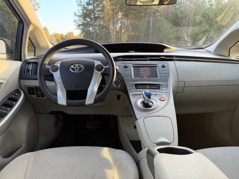 2013 Toyota Prius Three