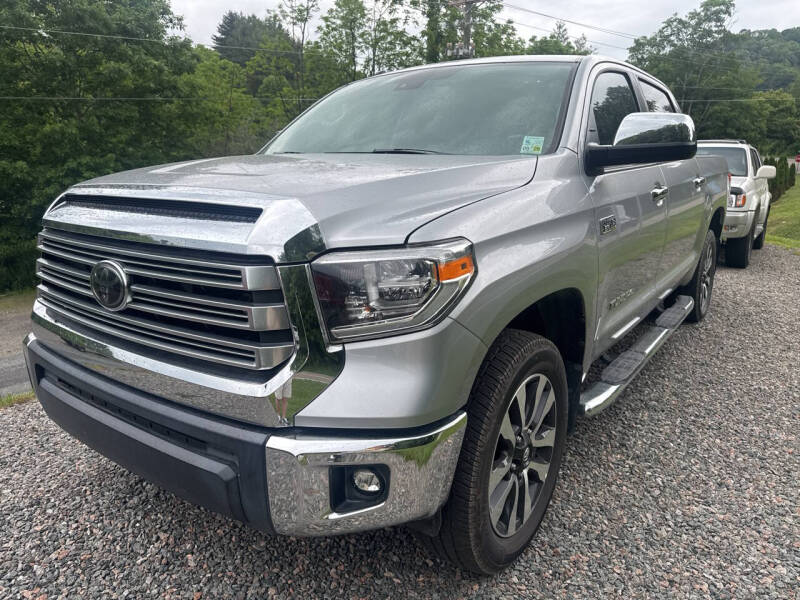 2018 Toyota Tundra Limited 5.7L Crew Max Short Bed's photo