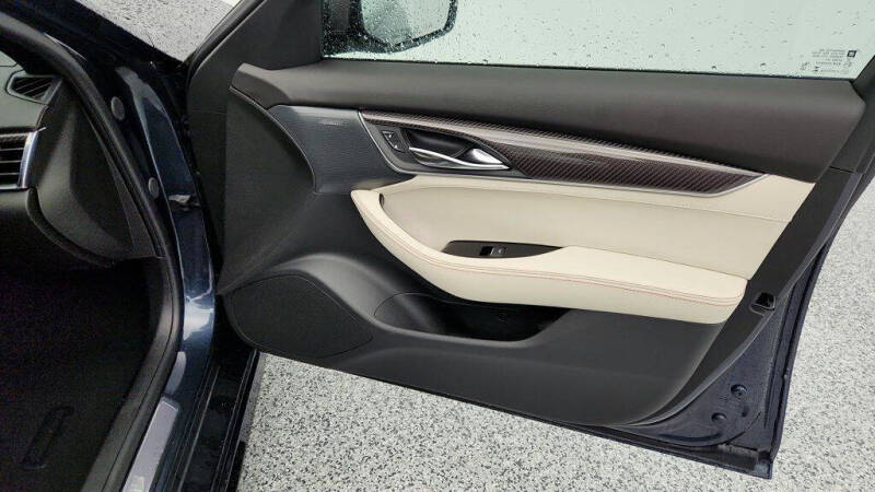 2025 Cadillac CT5 Sport