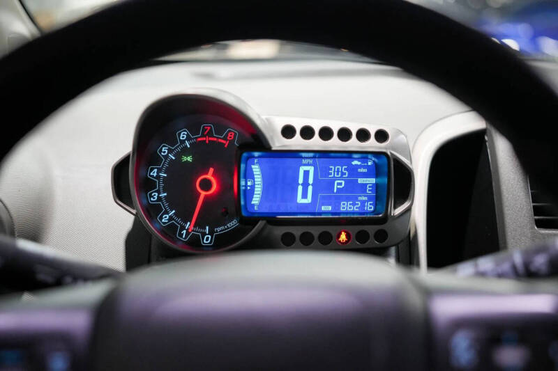 2016 Chevrolet Sonic LT Auto