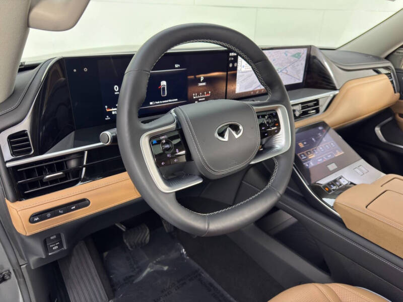 2025 Infiniti QX80 Sensory