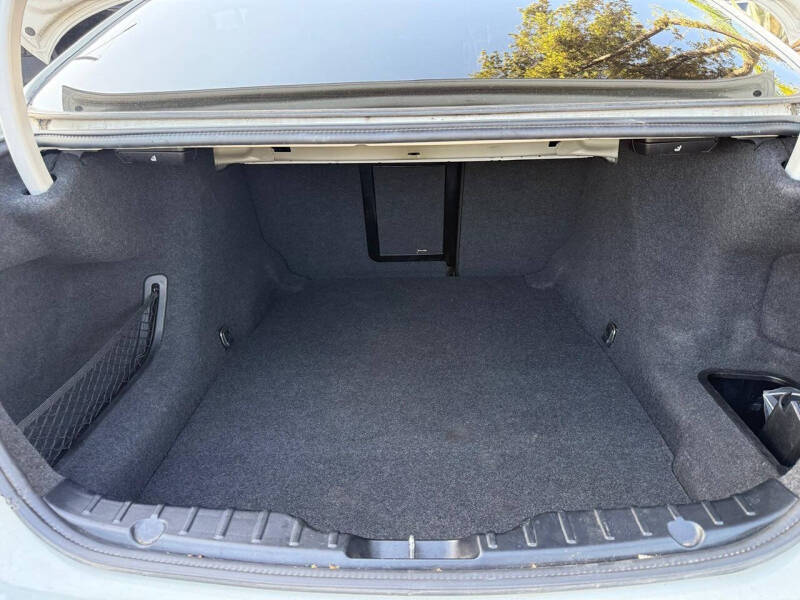 2013 BMW 5 Series 528i