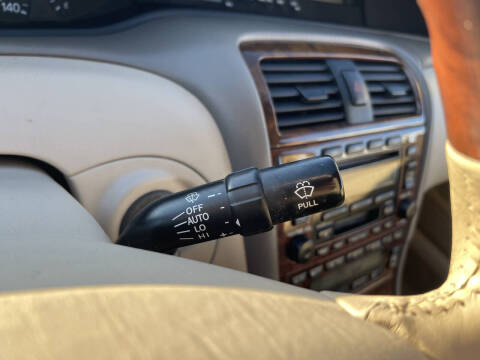 2003 Toyota Avalon XL