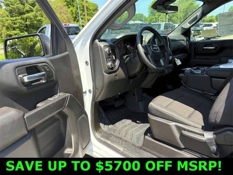 2025 GMC Sierra 1500 Pro