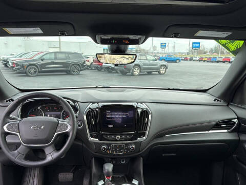 2023 Chevrolet Traverse RS