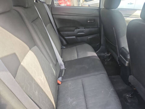 2020 Mitsubishi Outlander Sport ES