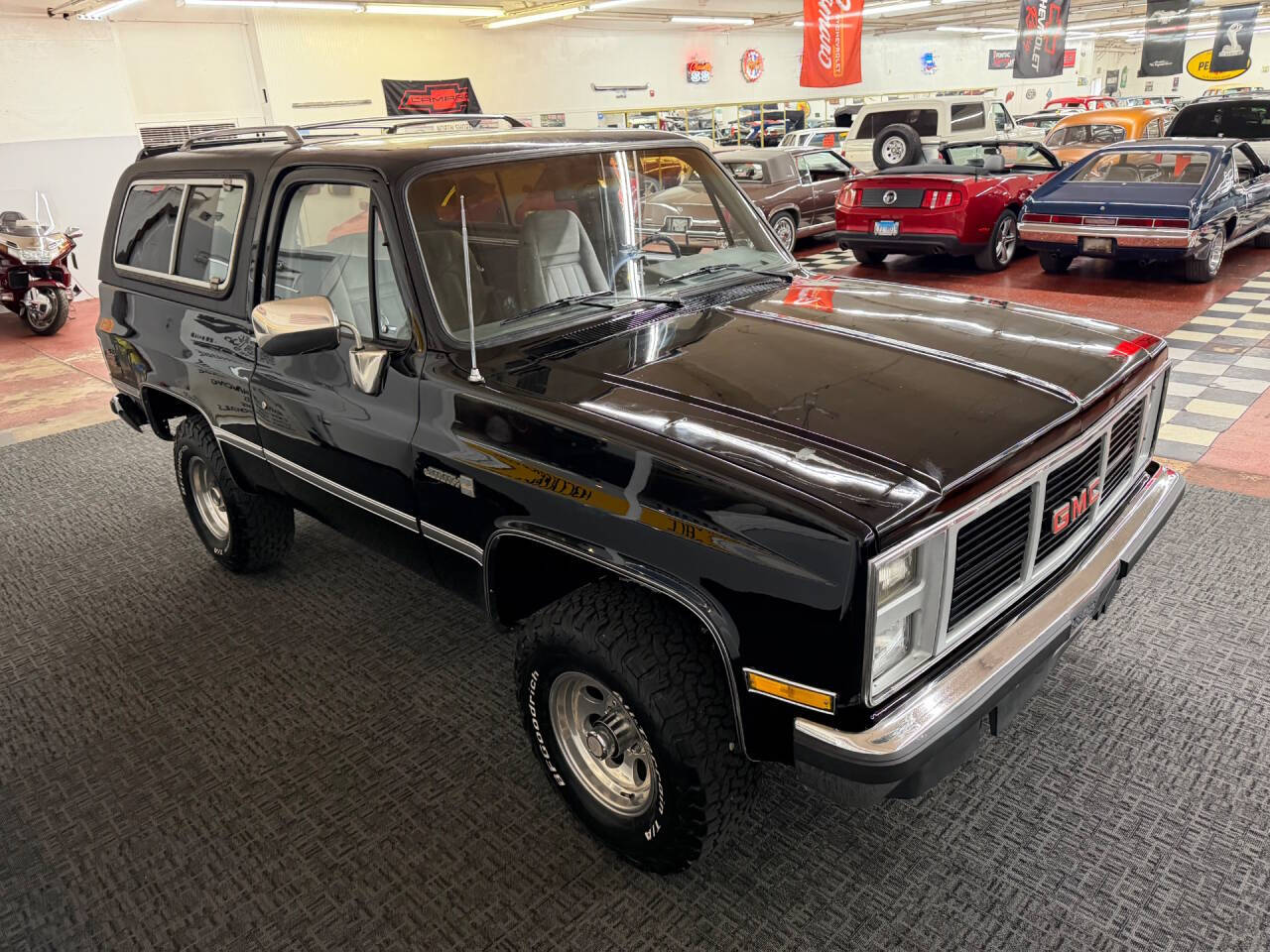 1988 GMC Jimmy 22