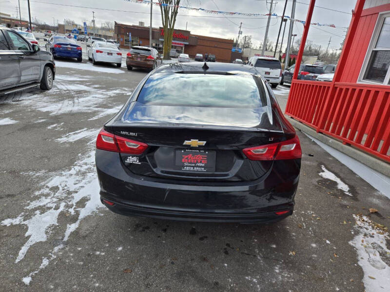 2016 Chevrolet Malibu 1LT photo 7