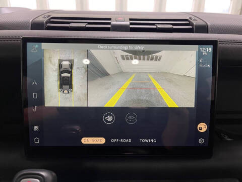 2022 Land Rover Defender 110 V8