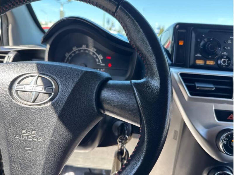 2013 Scion iQ