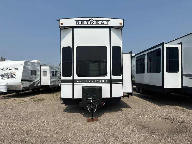 2023 Keystone Retreat 391 FLFT for sale at Lakota RV - New Park Trailers in Lakota ND
