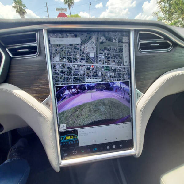 2016 Tesla Model S 90D