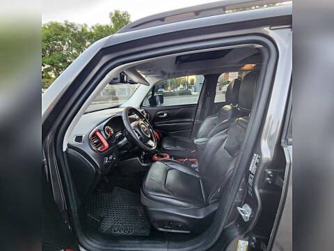 2016 Jeep Renegade Trailhawk