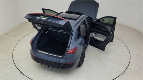 2024 Audi Q8 e-tron quattro Prestige