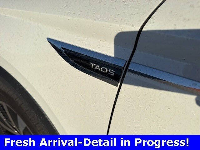 2024 Volkswagen Taos SE