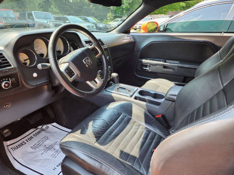 2012 Dodge Challenger SXT