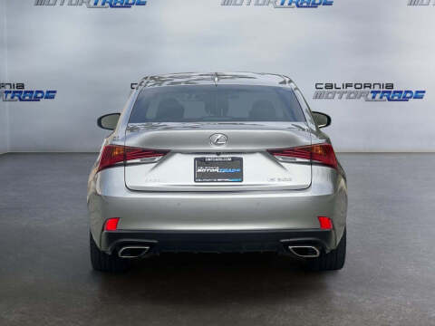 2020 Lexus IS 300
