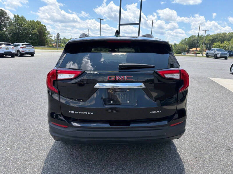 2022 GMC Terrain SLE