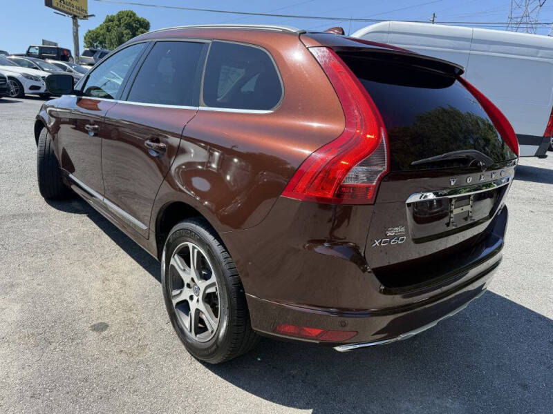2015 Volvo XC60 T6 Premier Plus