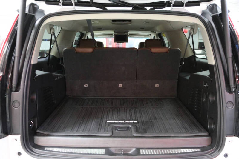 2020 Cadillac Escalade ESV Premium Luxury