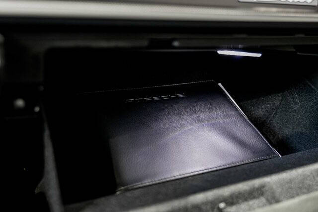 2023 Porsche 911 Dakar