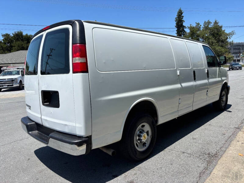 2013 Chevrolet Express 2500