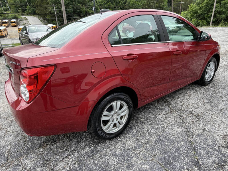 2016 Chevrolet Sonic LT Auto