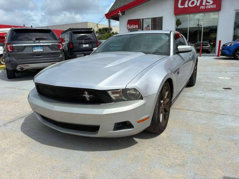 2012 Ford Mustang V6