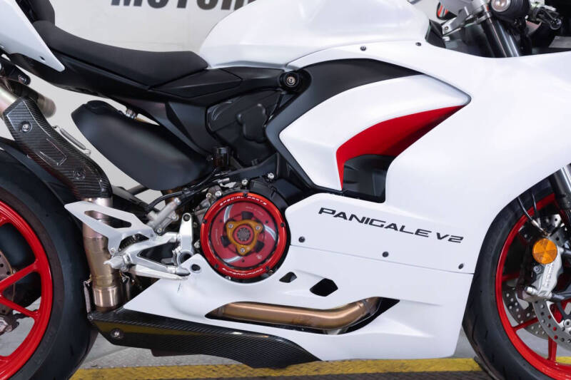 2022 Ducati Panigale V2