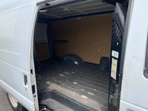 2010 Ford E-Series E-150