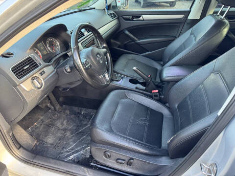 2015 Volkswagen Passat 1.8T Limited Edition