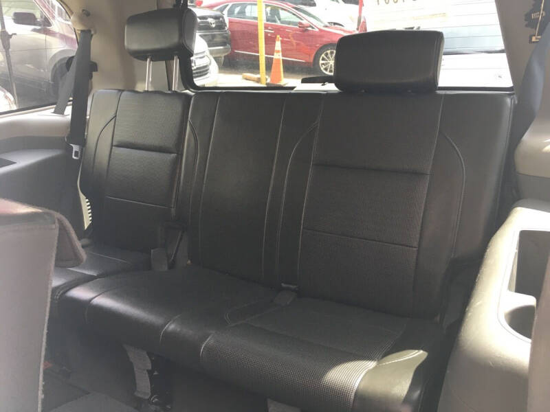 2006 Nissan Armada SE