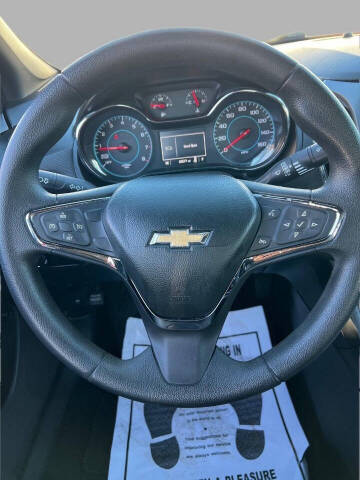 2017 Chevrolet Cruze LT Auto