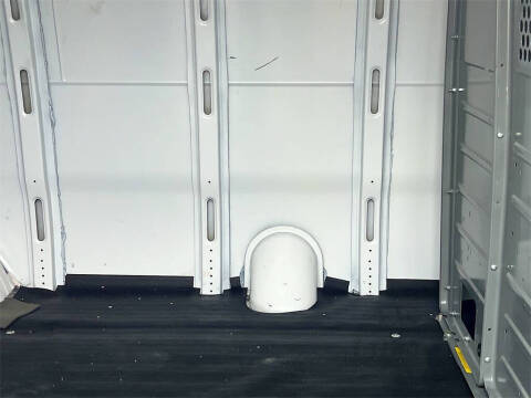 2023 Chevrolet Express 2500