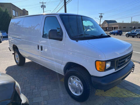 2004 Ford E-Series E-350 SD