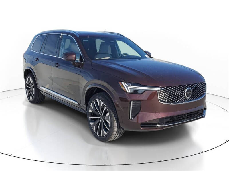 2025 Volvo XC90 B6 Core Bright Theme