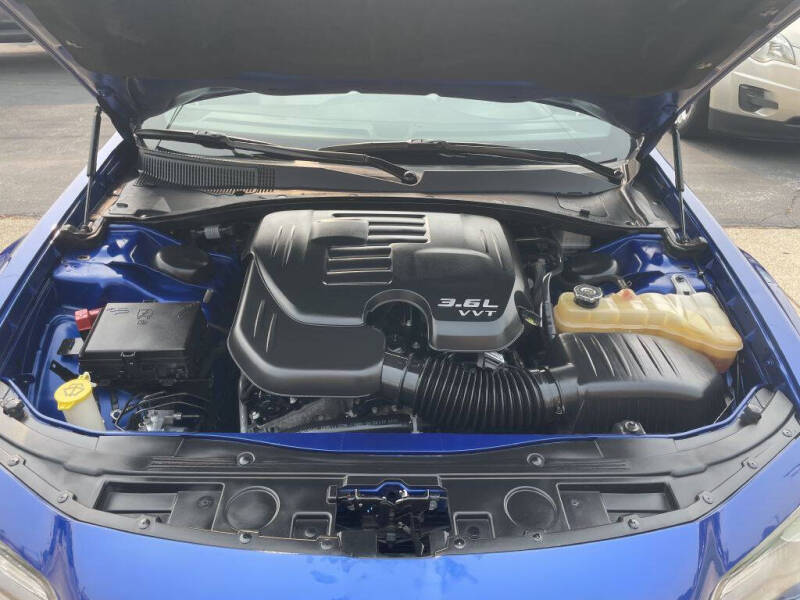 2019 Chrysler 300 S