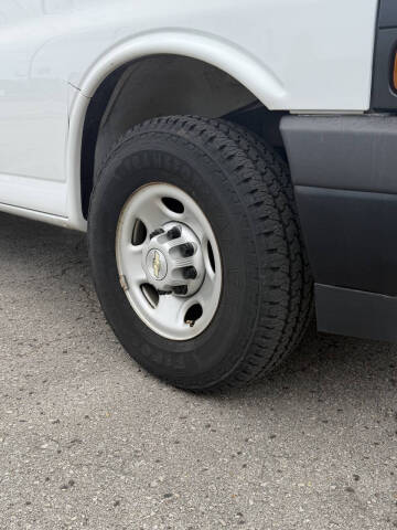2020 Chevrolet Express 2500